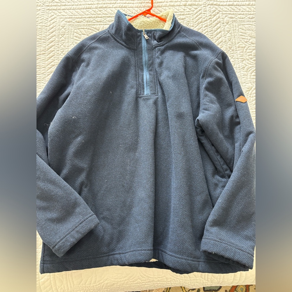 Orvis fleece pullover. Navy and cream shearling. Size XXL